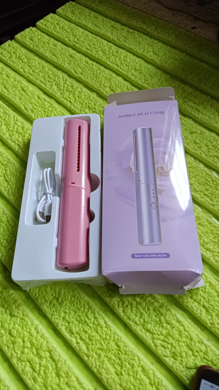 13072 Rechargeable Mini Hair Straightener, Travel Portable USB Charging Cordless Hair Straightener Bursh, Three Temperature Adjustments Flat Iron Comb (1 Pc) 13072 Rechargeable Mini Hair Straightener, Travel Portable USB Charging Cordless Hair Straightener Bursh, Three Temperature Adjustments Flat Iron Comb (1 Pc)